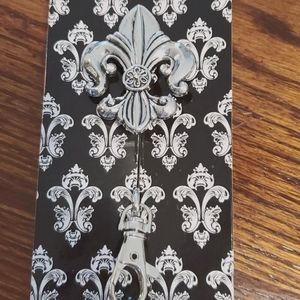 Fleur De Lis Key Clip